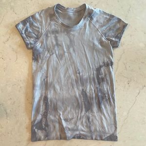 Lululemon Swiftly Tech Shirt in Tie-dyed Gray